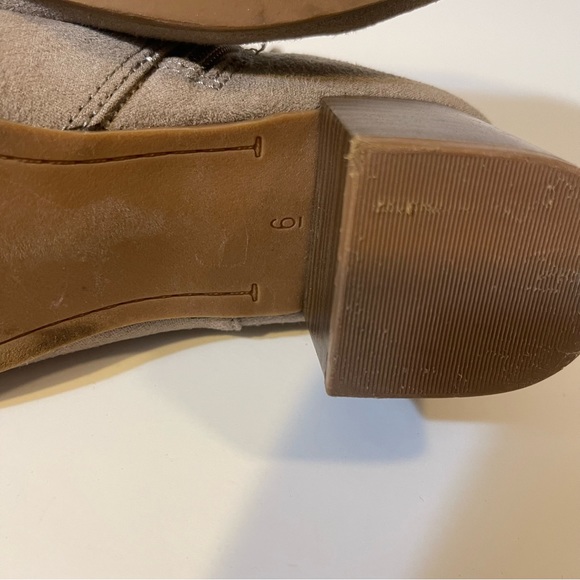 Old Navy Gray Faux Leather 2" Heel Booties - Picture 7 of 10